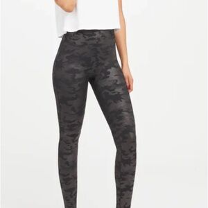 Spanx Shape Black Camouflage Leggings